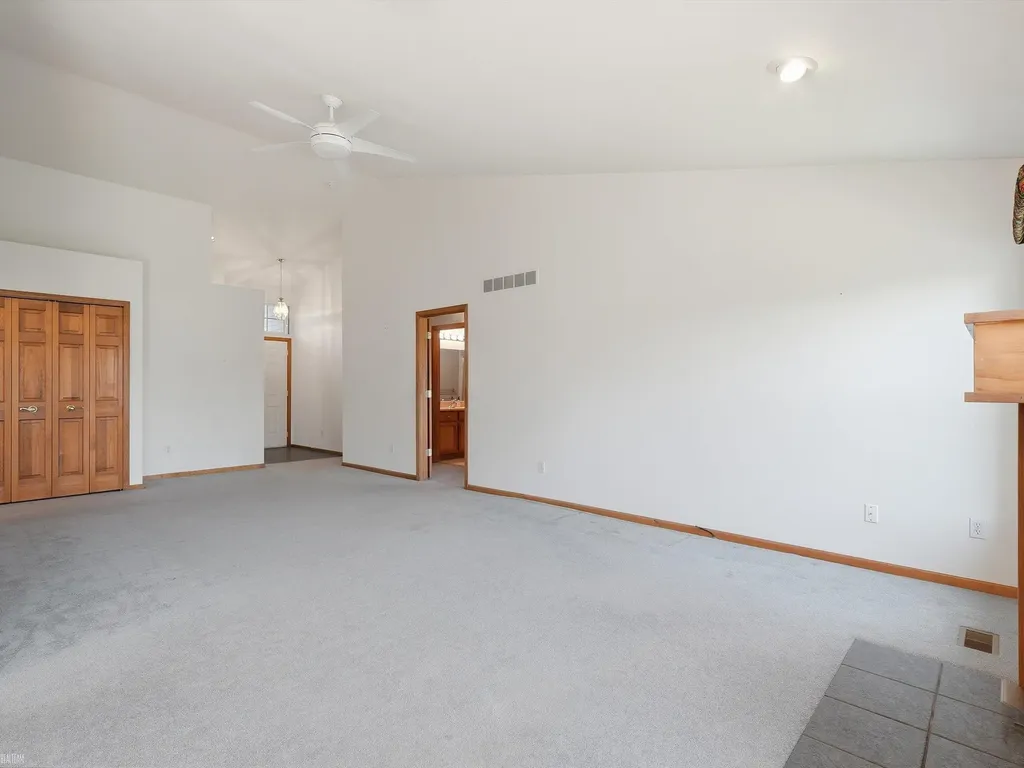 14861 Heather Pointe Drive Sterling Heights City MI 48313