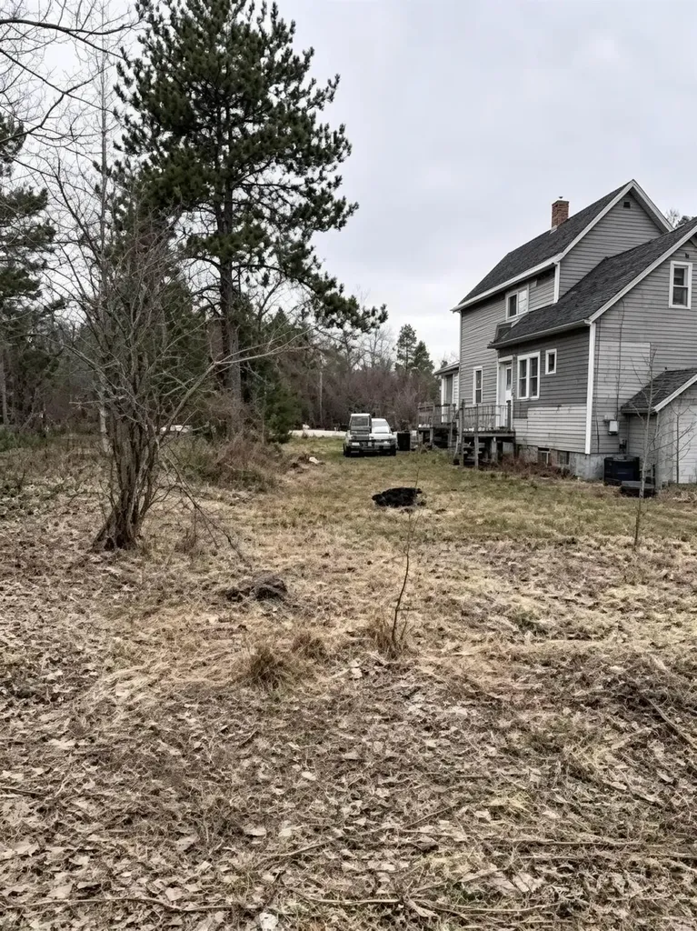 416 S Calumet Street Laurium Village MI 49913