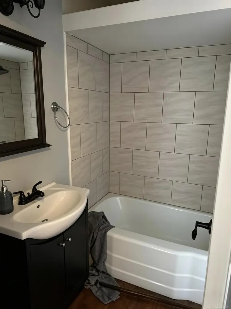 416 S Calumet Street Laurium Village MI 49913