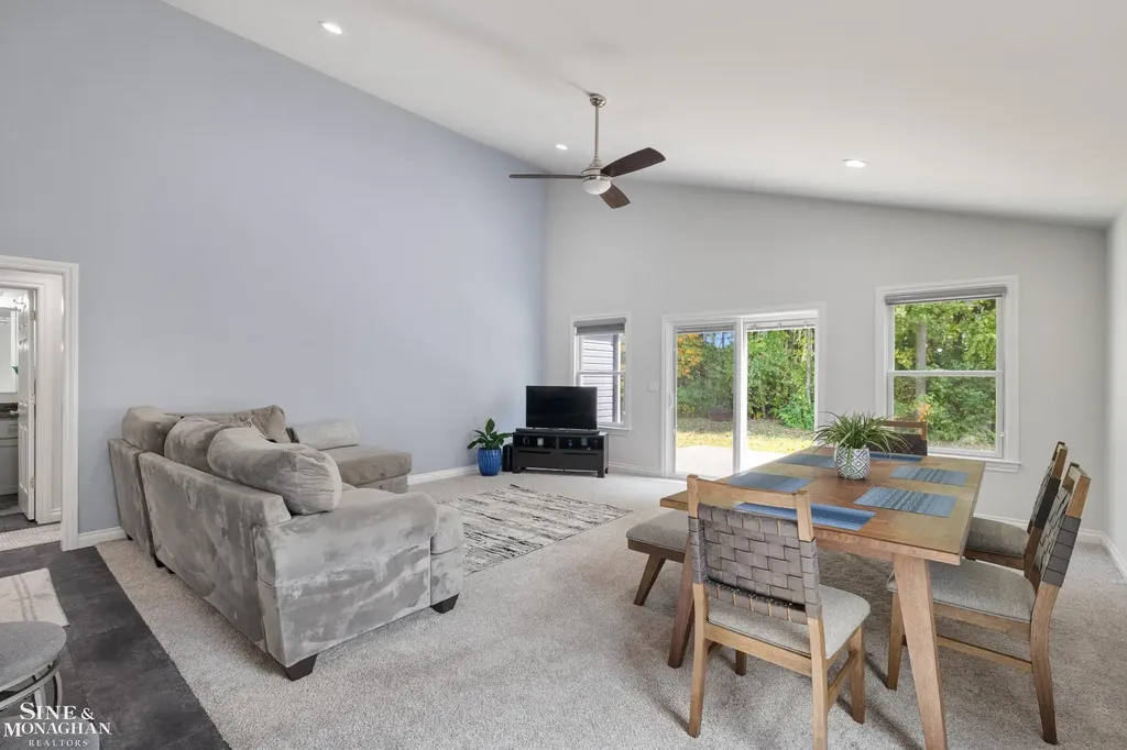 9279 Oakdale Street Clay Township MI 48001