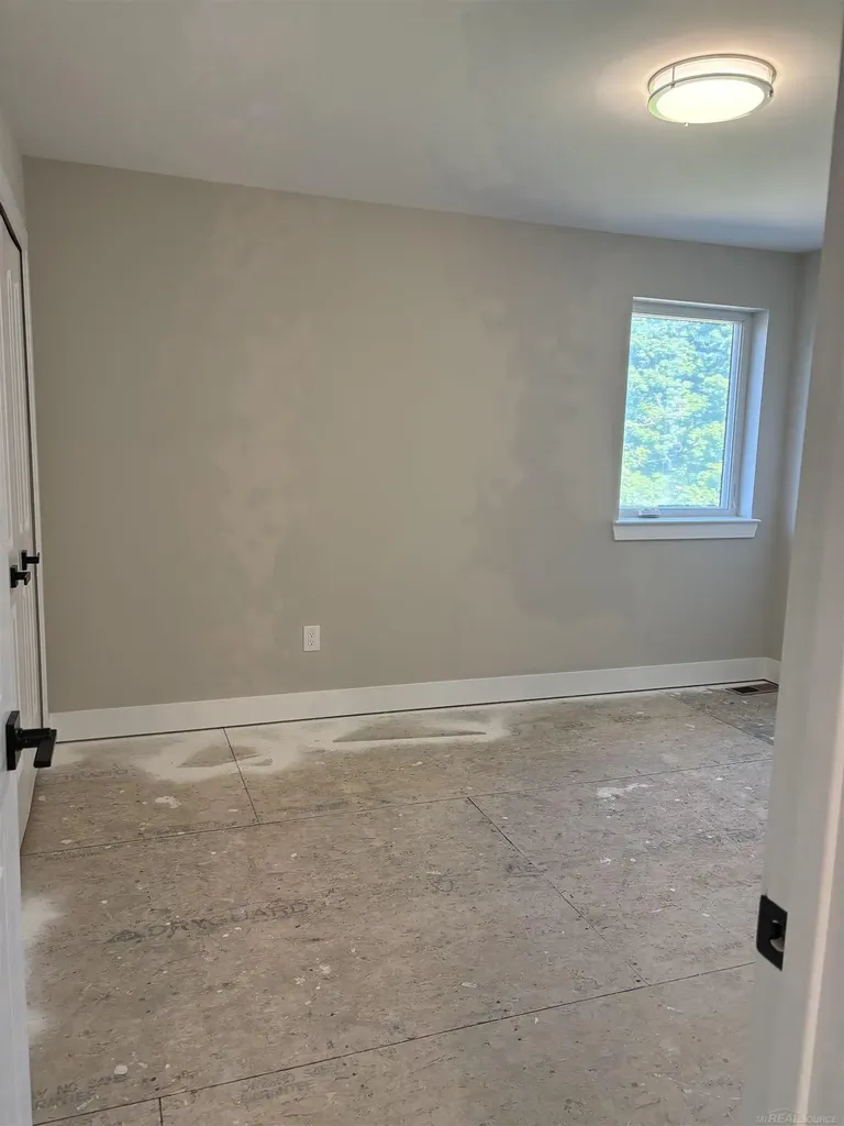 10505 Excalibur Drive Shelby Charter Township MI 48315