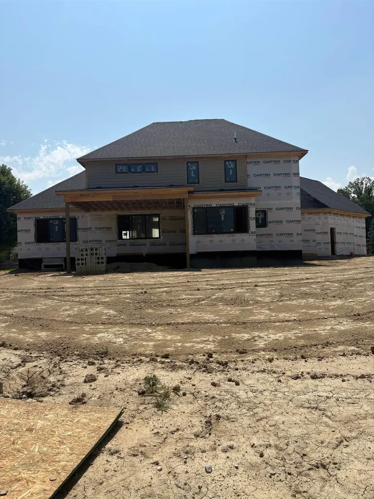 10505 Excalibur Drive Shelby Charter Township MI 48315