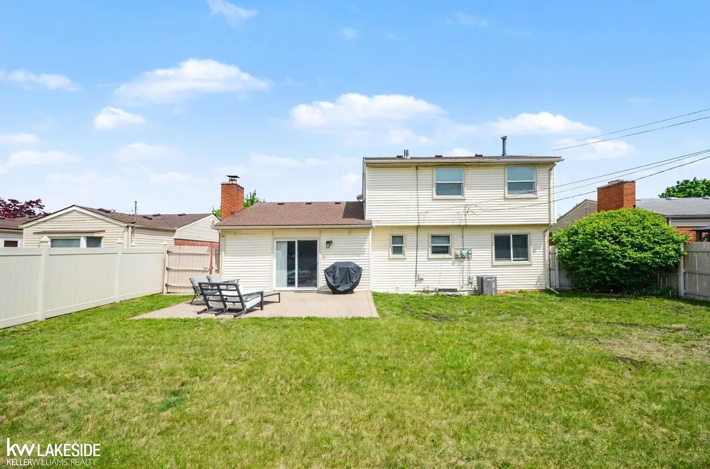 8208 San Marco Boulevard Sterling Heights City MI 48313