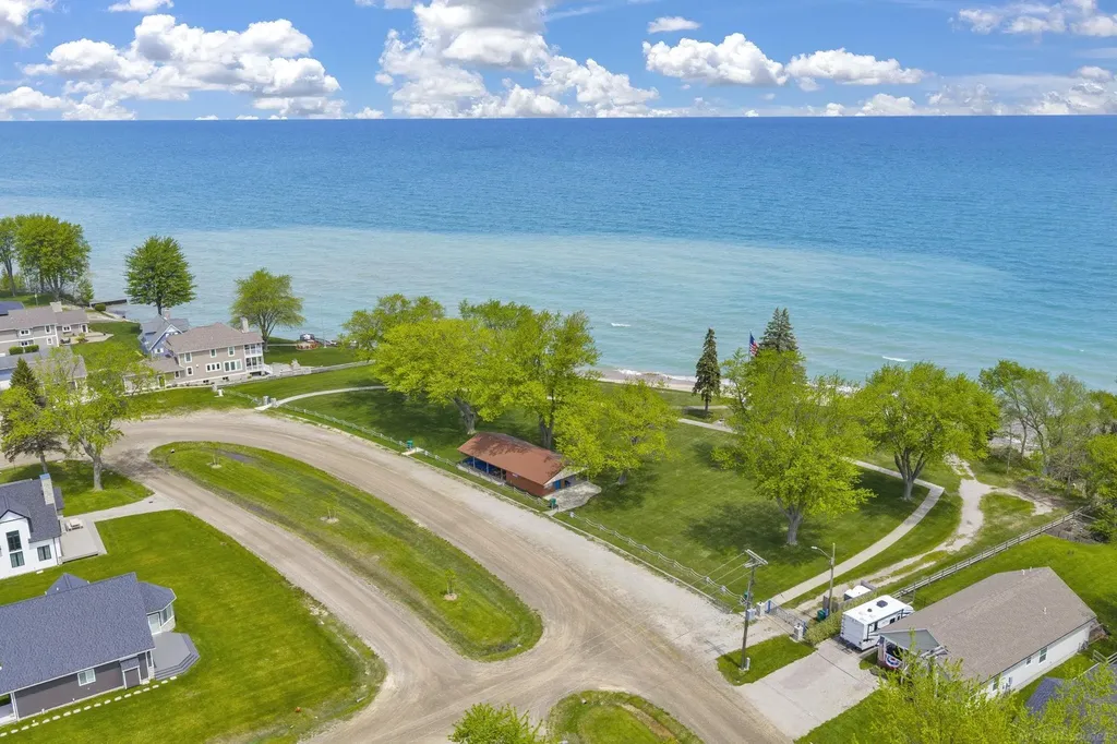 7400 Woodbine Road Worth Township MI 48450