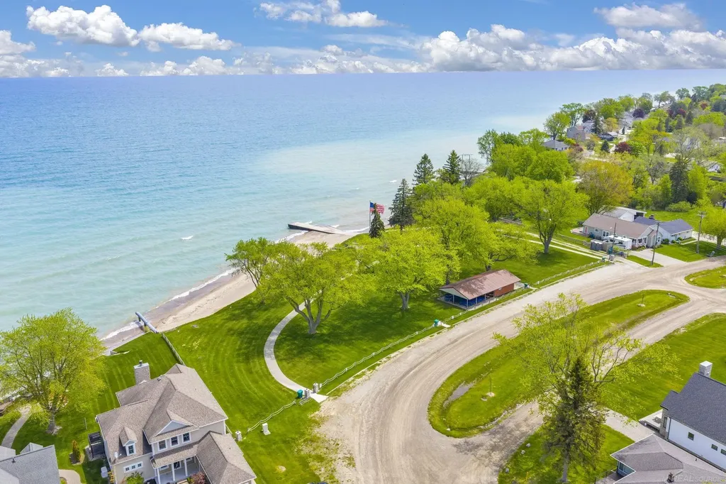7400 Woodbine Road Worth Township MI 48450