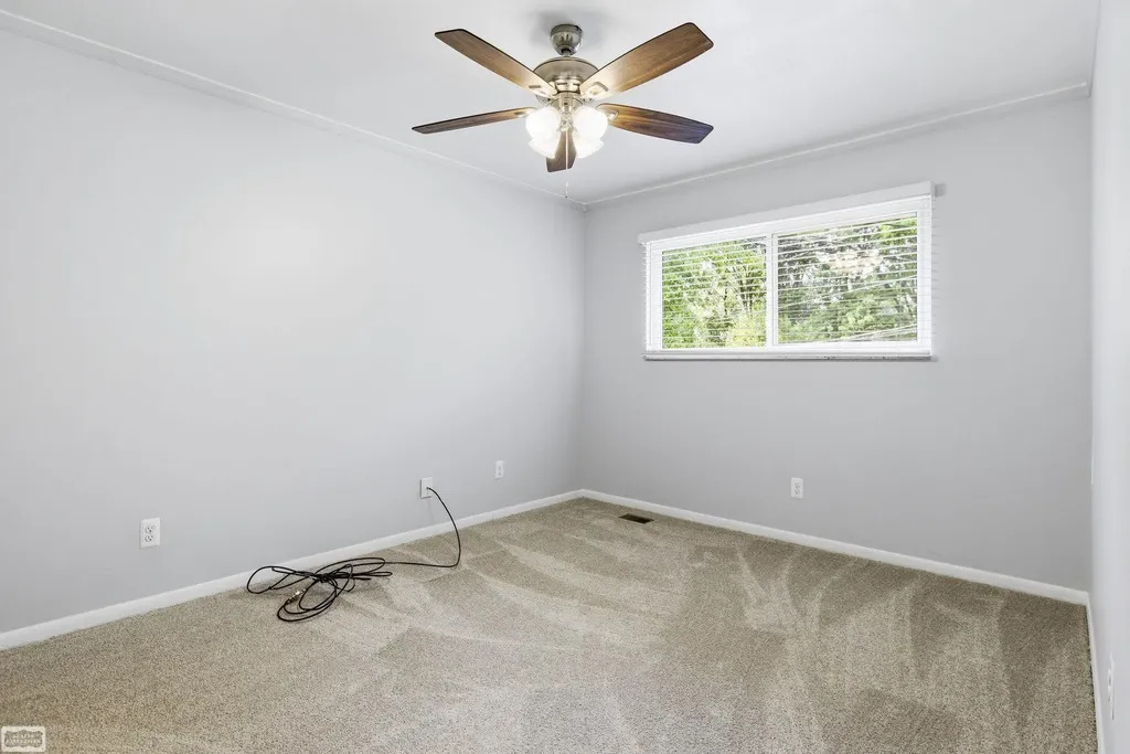 6015 Brynthrop Drive Shelby Charter Township MI 48316