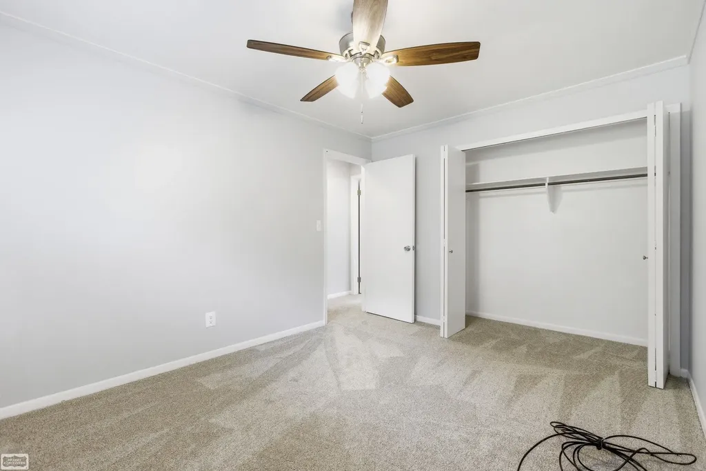 6015 Brynthrop Drive Shelby Charter Township MI 48316