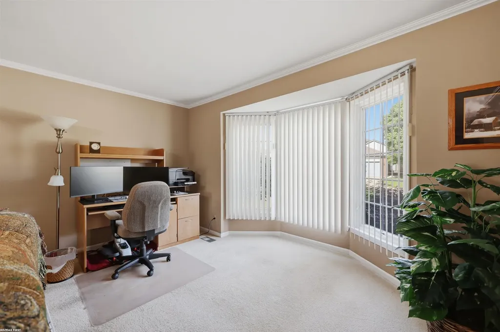 45311 Nottingham Drive Macomb Township MI 48044