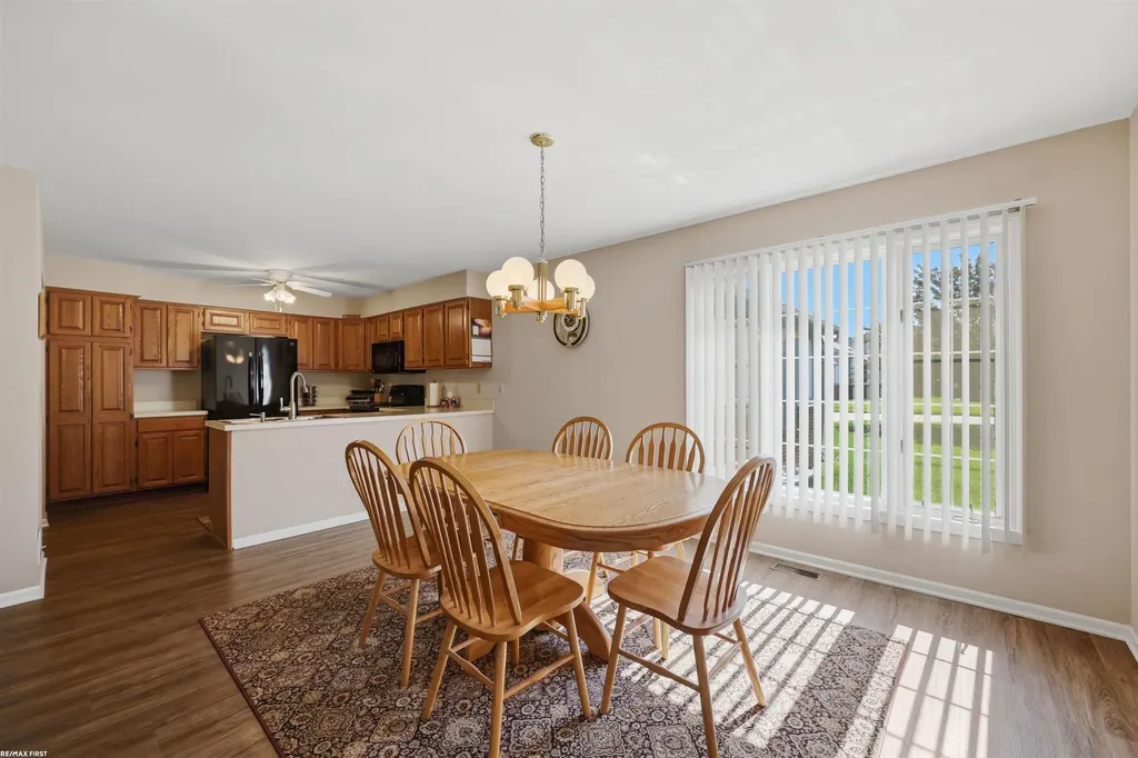45311 Nottingham Drive Macomb Township MI 48044