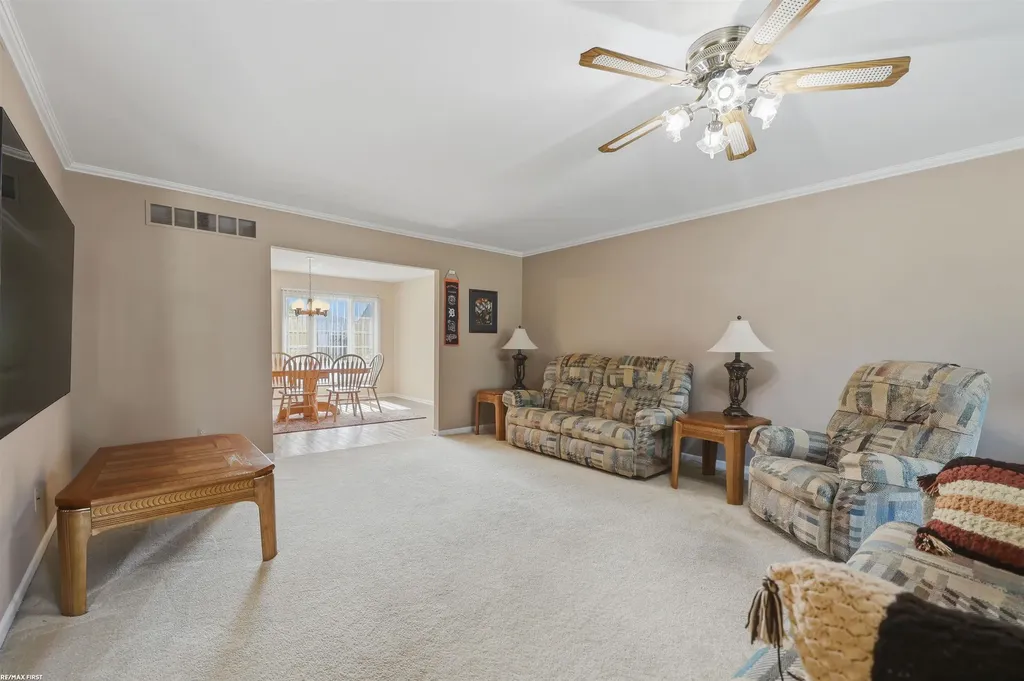 45311 Nottingham Drive Macomb Township MI 48044