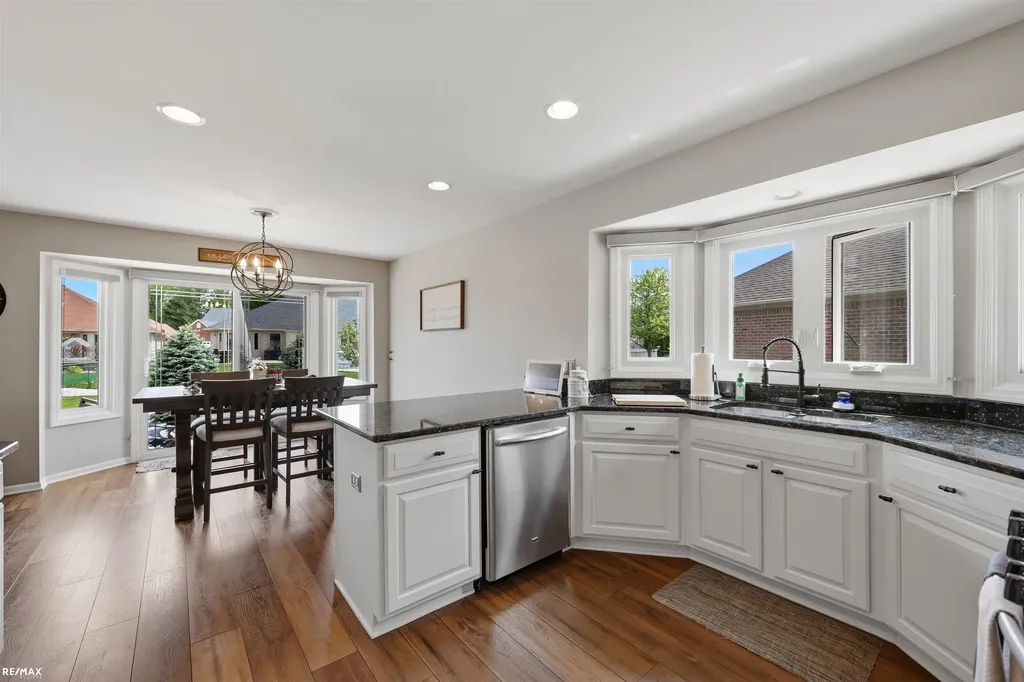 48822 Park Place Drive Macomb Township MI 48044