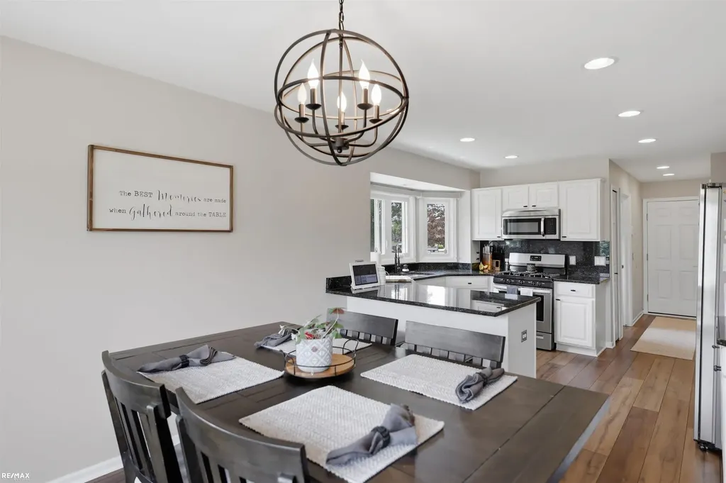 48822 Park Place Drive Macomb Township MI 48044