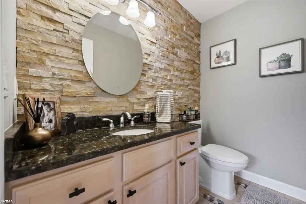 48822 Park Place Drive Macomb Township MI 48044
