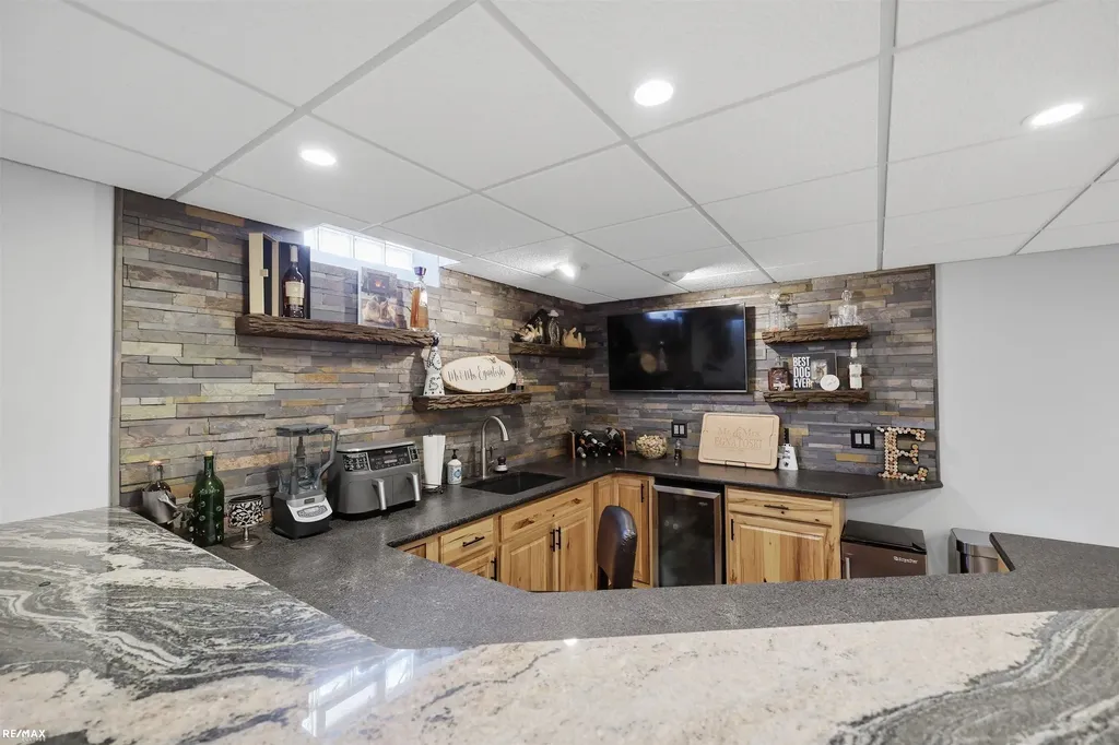 48822 Park Place Drive Macomb Township MI 48044