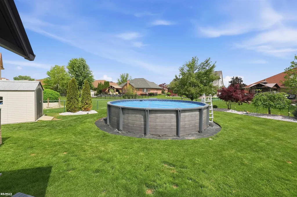 48822 Park Place Drive Macomb Township MI 48044