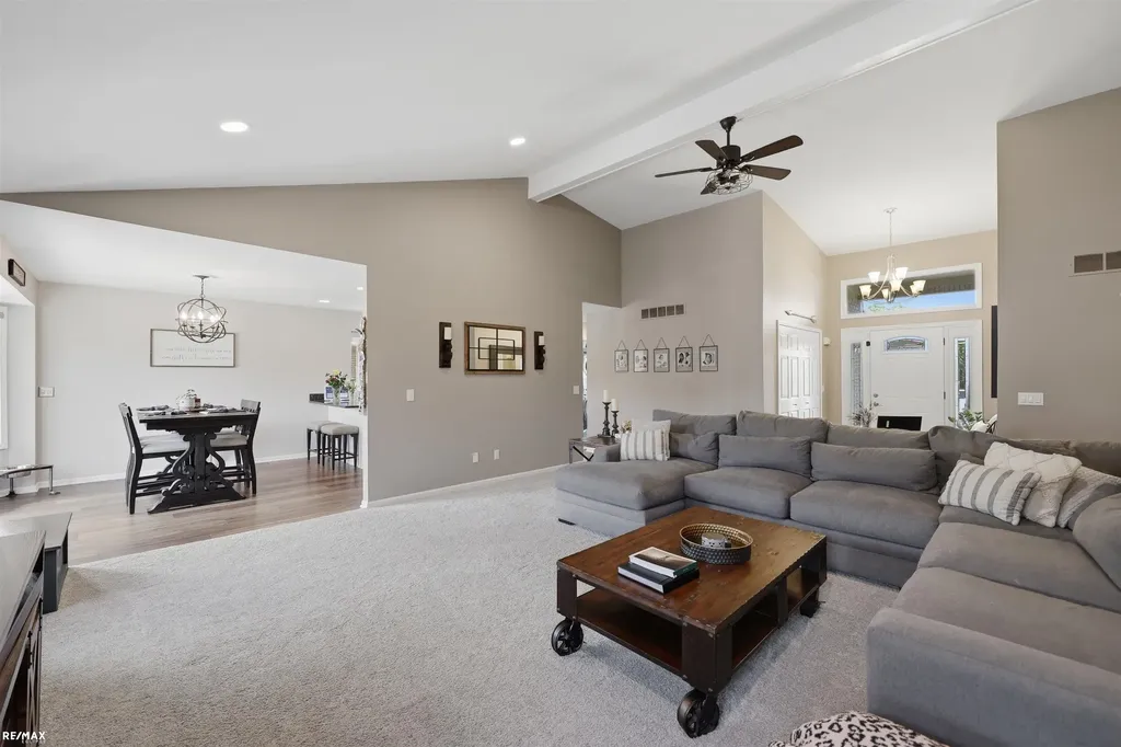 48822 Park Place Drive Macomb Township MI 48044