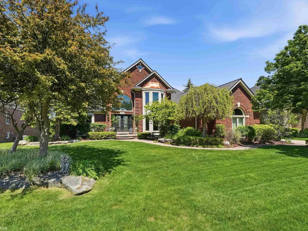 14425 Knightsbridge Drive Shelby Charter Township MI 48315