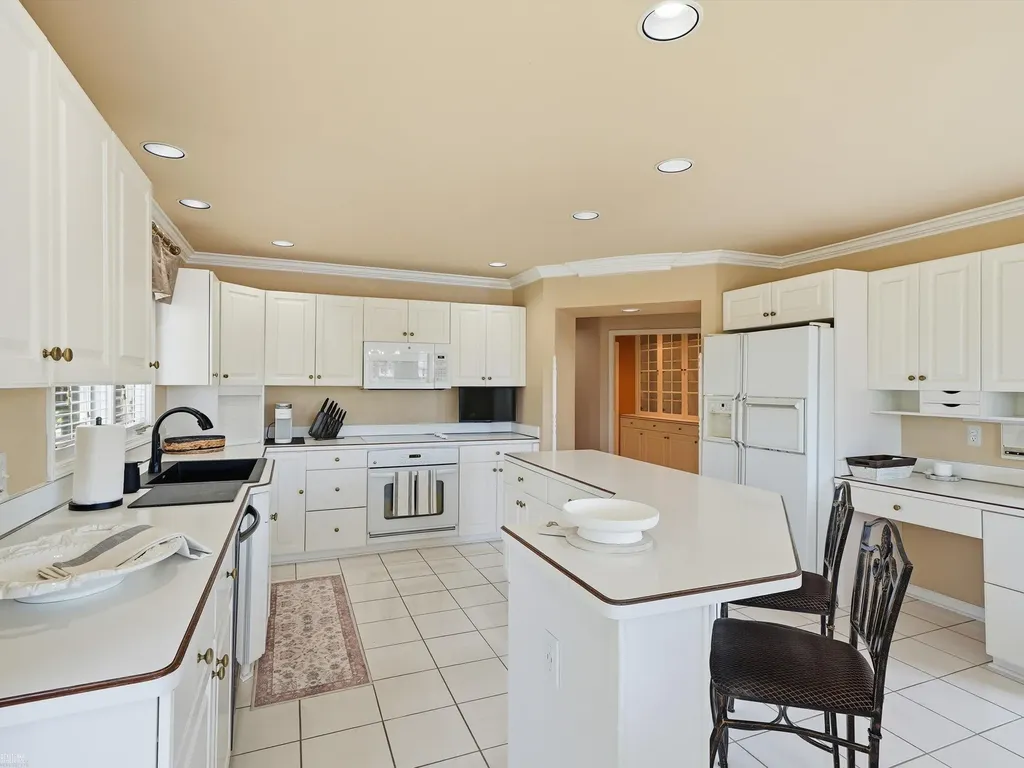 14425 Knightsbridge Drive Shelby Charter Township MI 48315
