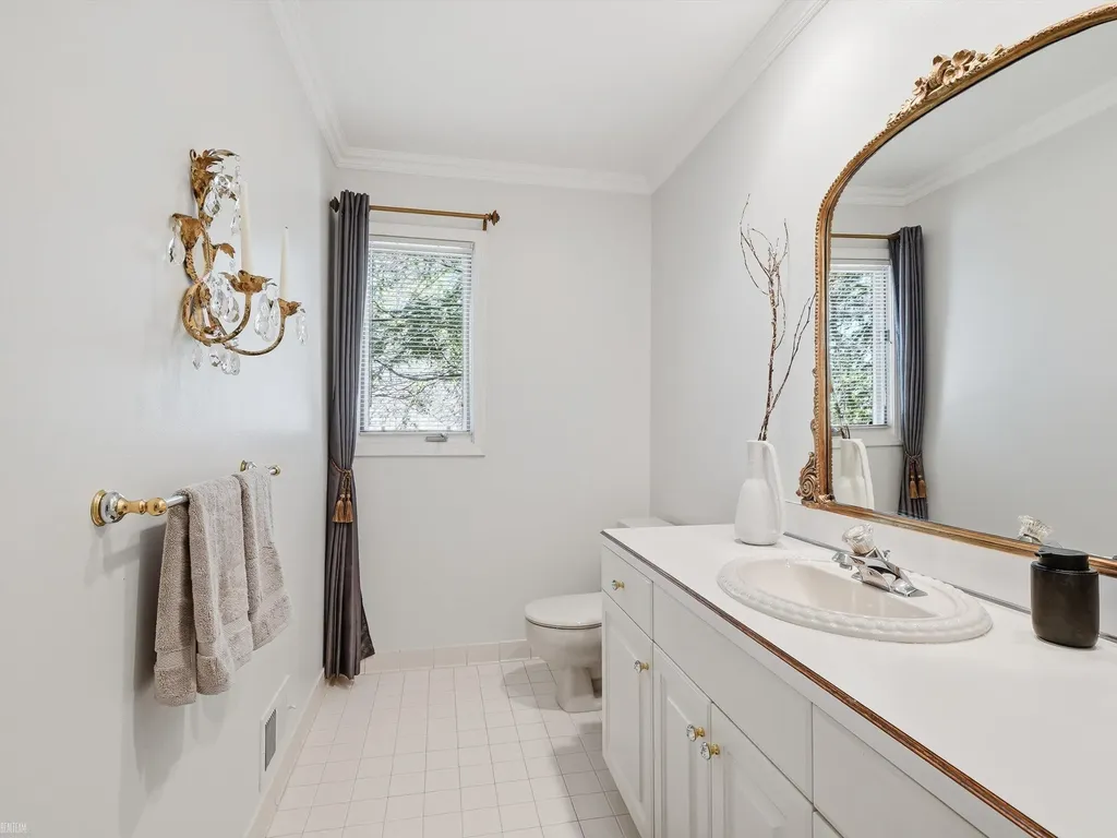 14425 Knightsbridge Drive Shelby Charter Township MI 48315