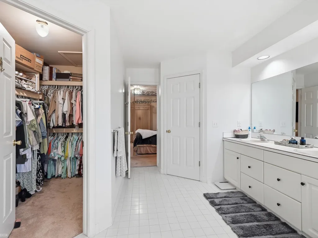 14425 Knightsbridge Drive Shelby Charter Township MI 48315