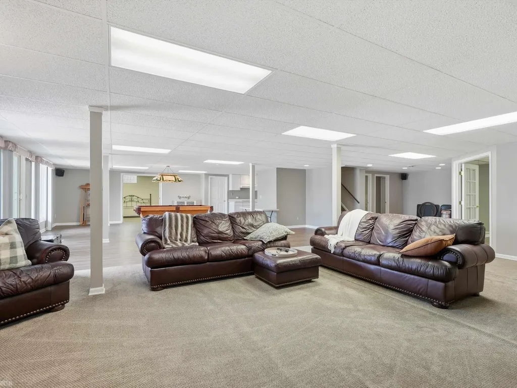 14425 Knightsbridge Drive Shelby Charter Township MI 48315