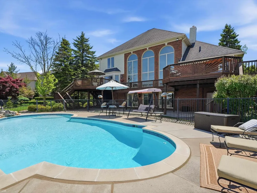 14425 Knightsbridge Drive Shelby Charter Township MI 48315