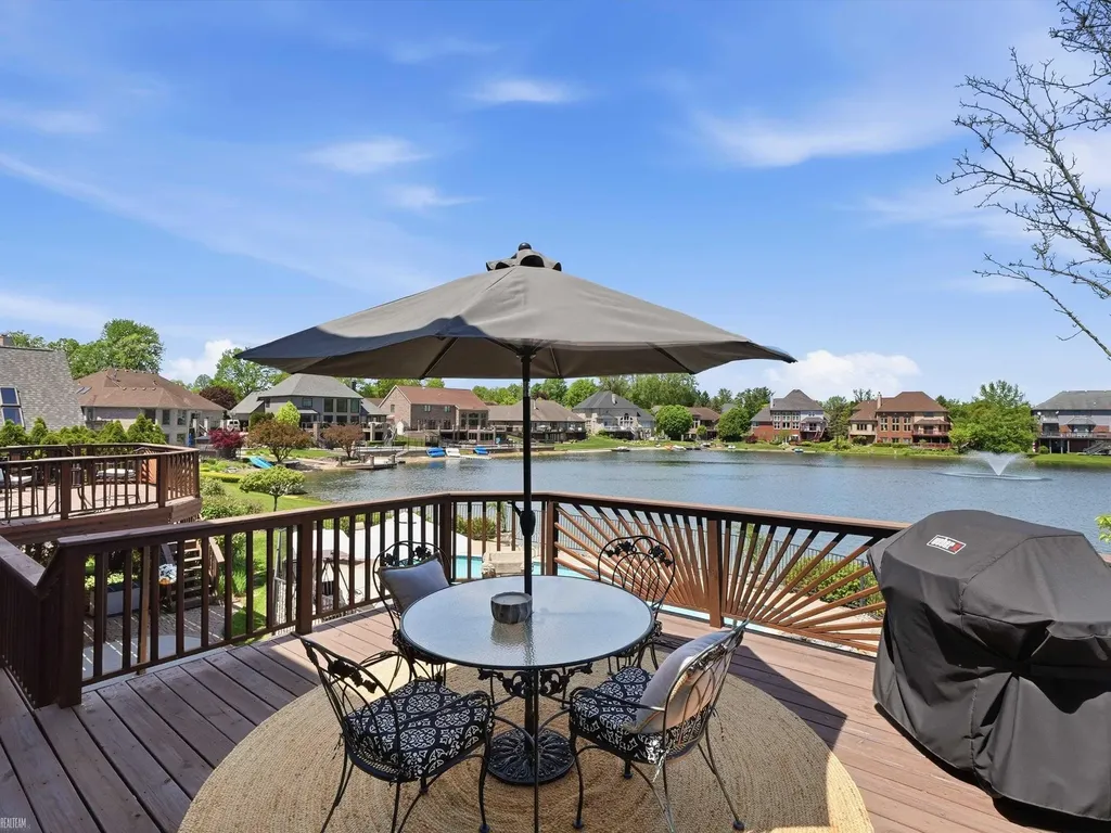 14425 Knightsbridge Drive Shelby Charter Township MI 48315