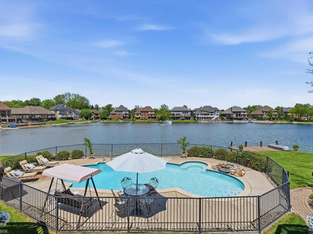 14425 Knightsbridge Drive Shelby Charter Township MI 48315