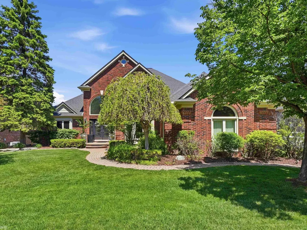 14425 Knightsbridge Drive Shelby Charter Township MI 48315