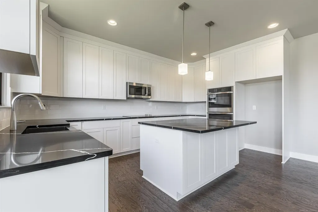49375 Langford Drive Macomb Township MI 48044