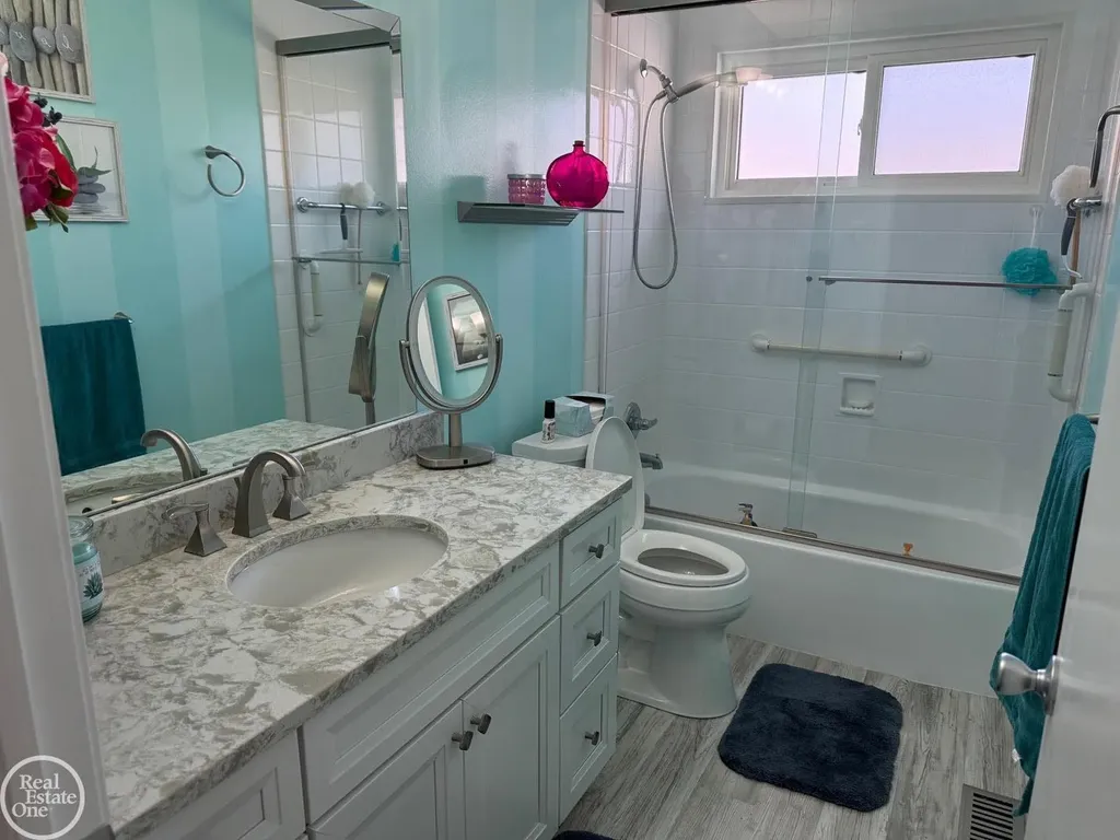 34639 Jerome Street Chesterfield Township MI 48047