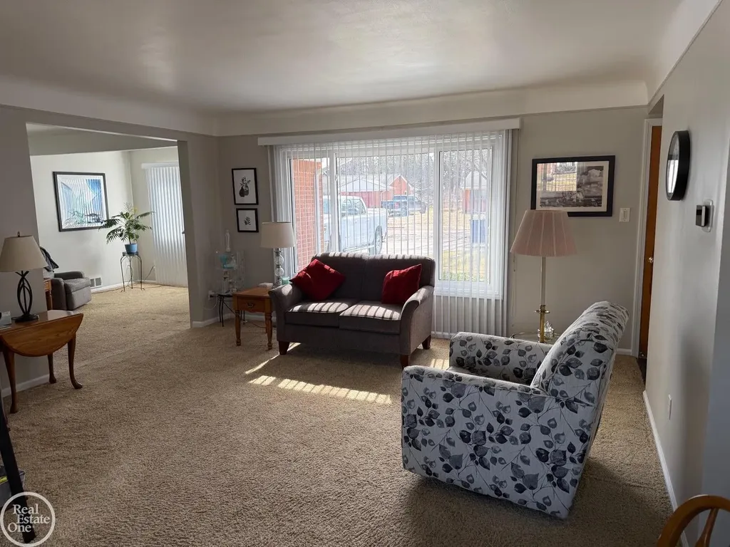 34639 Jerome Street Chesterfield Township MI 48047