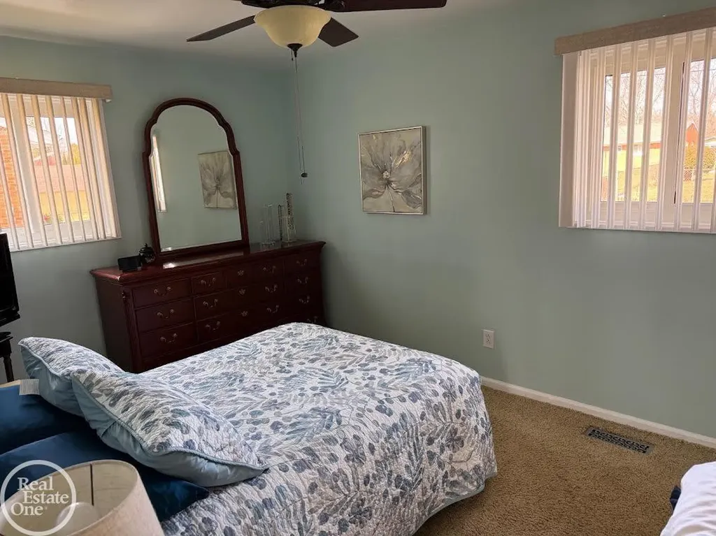 34639 Jerome Street Chesterfield Township MI 48047