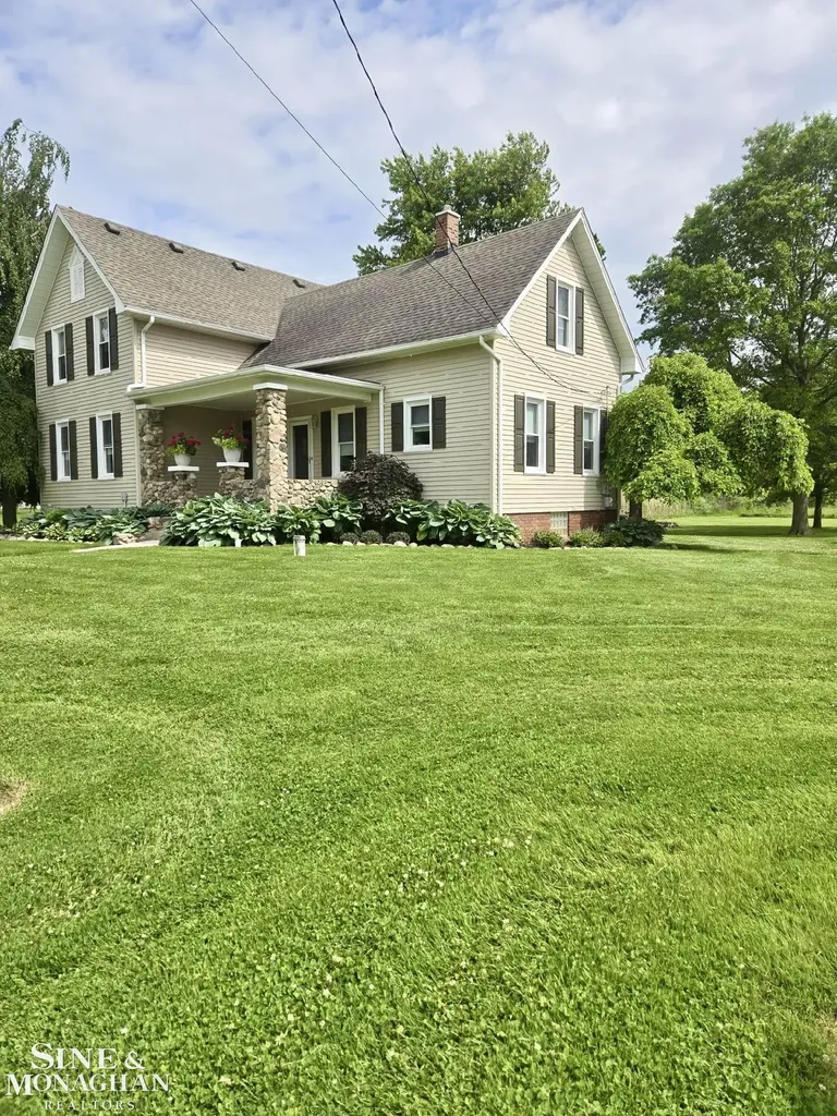 6281 Lindsey Road China Township MI 48054