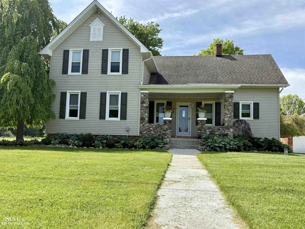 6281 Lindsey Road China Township MI 48054