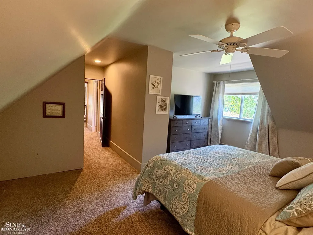 6281 Lindsey Road China Township MI 48054