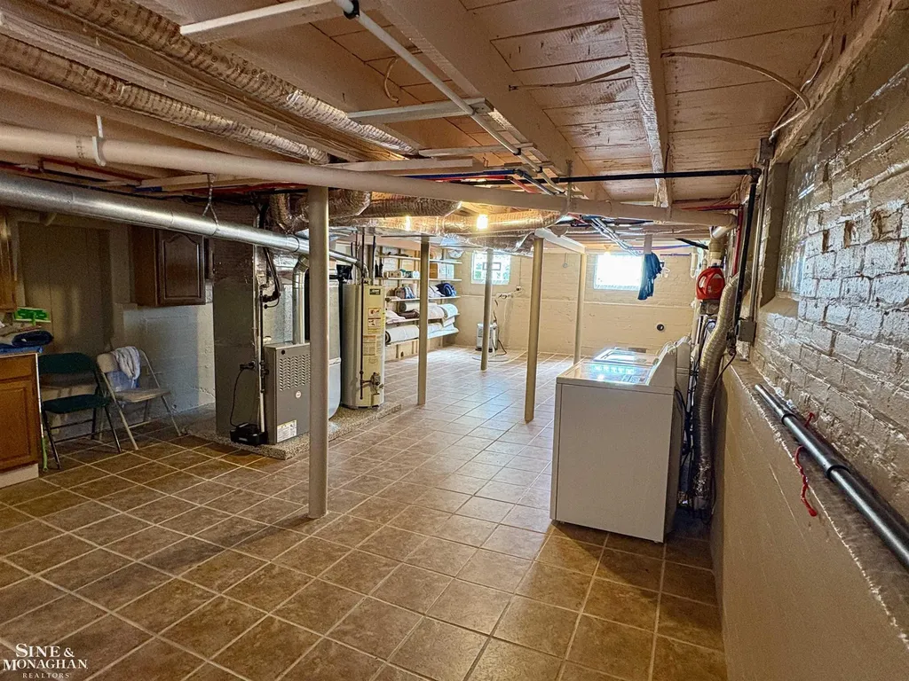 6281 Lindsey Road China Township MI 48054