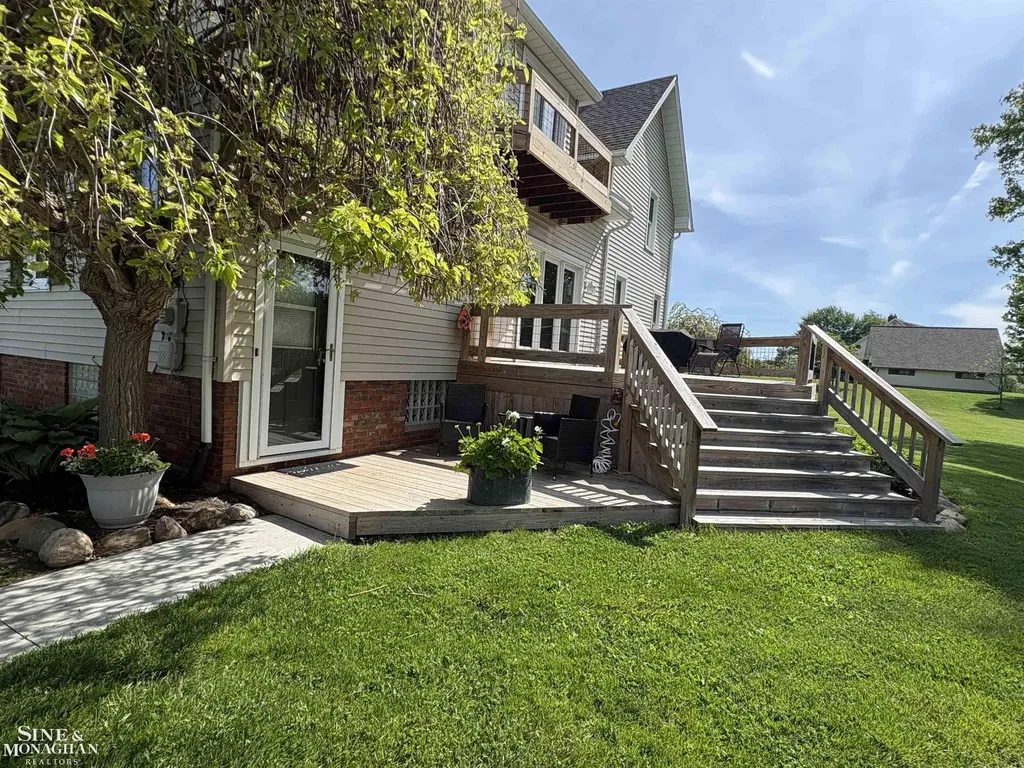 6281 Lindsey Road China Township MI 48054