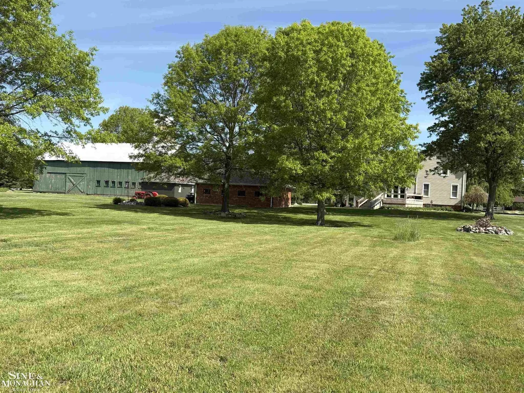 6281 Lindsey Road China Township MI 48054
