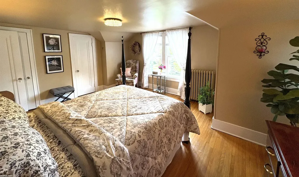 3841 Covert Road Waterford Charter Township MI 48328