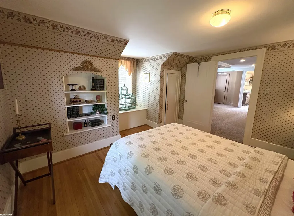 3841 Covert Road Waterford Charter Township MI 48328
