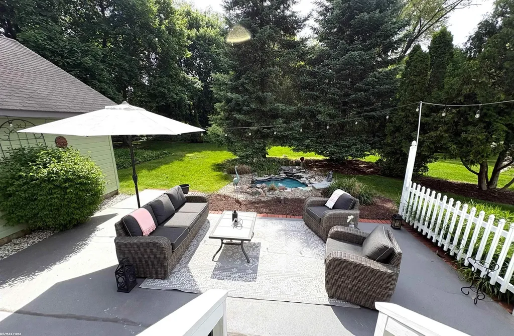3841 Covert Road Waterford Charter Township MI 48328