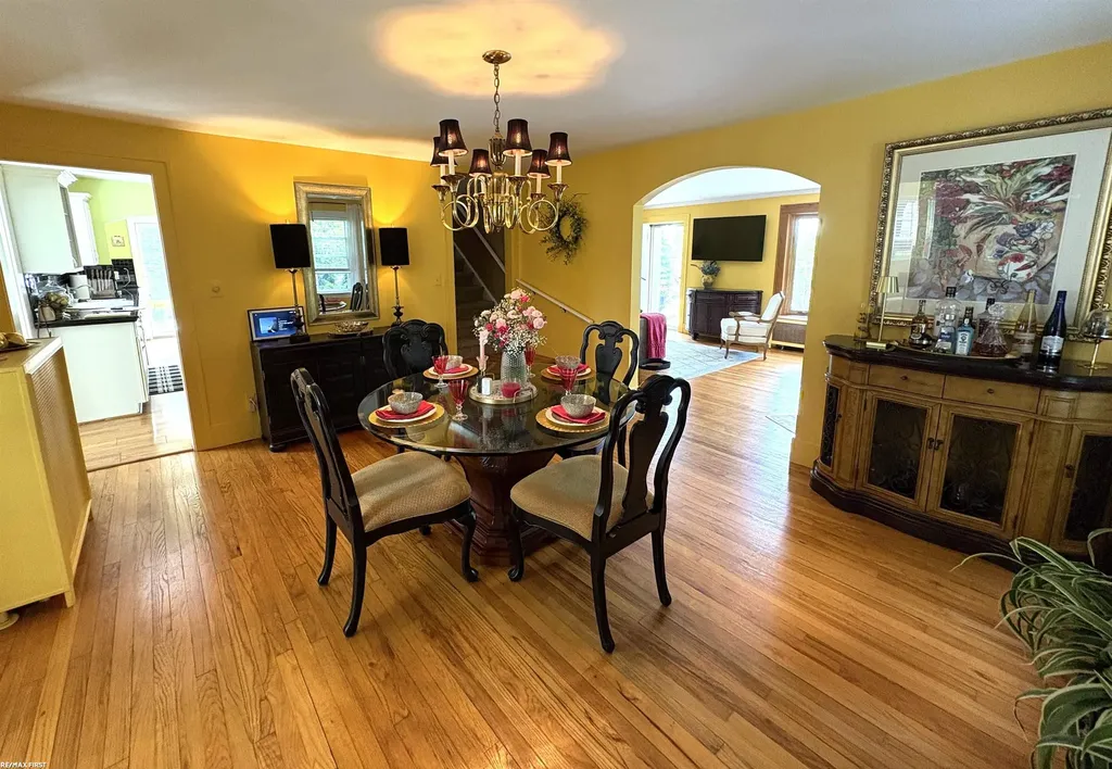 3841 Covert Road Waterford Charter Township MI 48328
