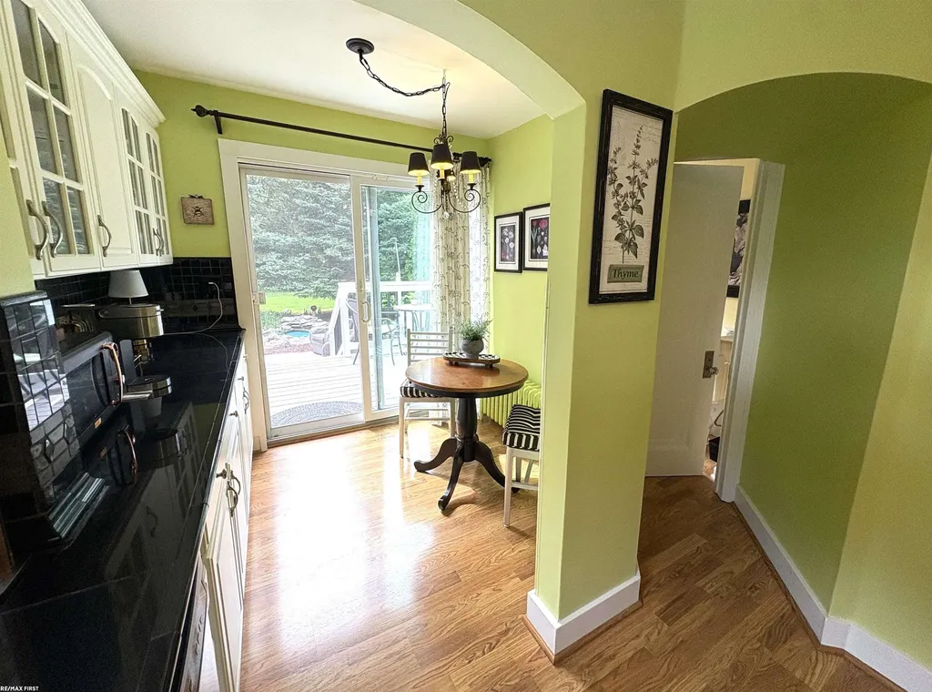 3841 Covert Road Waterford Charter Township MI 48328