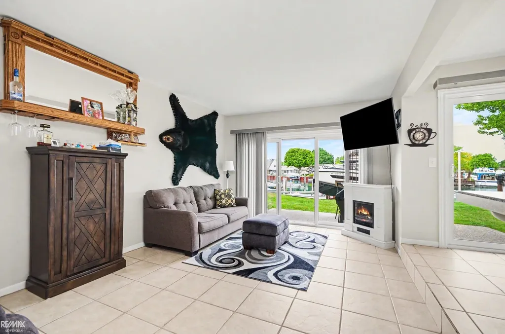 7202 Harbor Drive Clay Township MI 48001