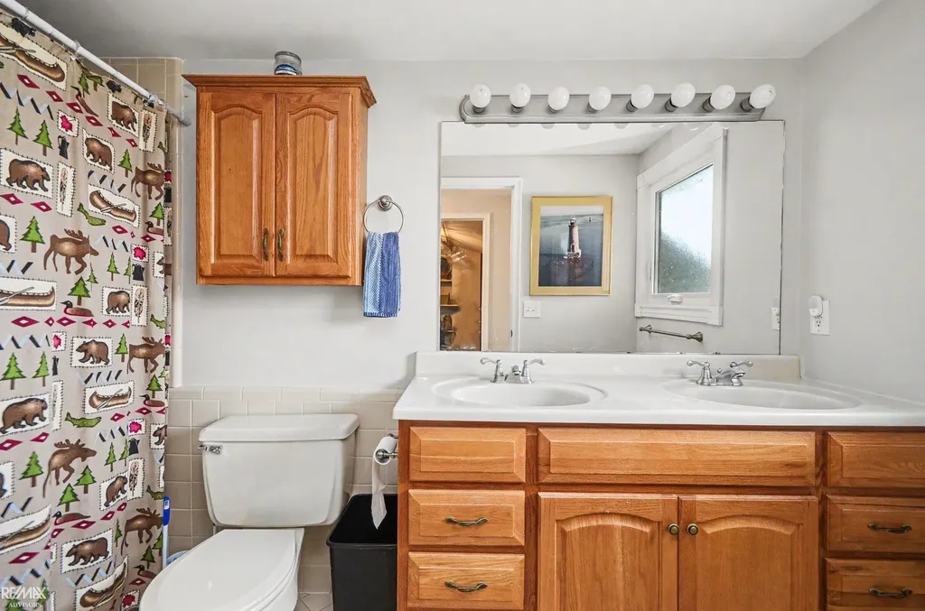7202 Harbor Drive Clay Township MI 48001