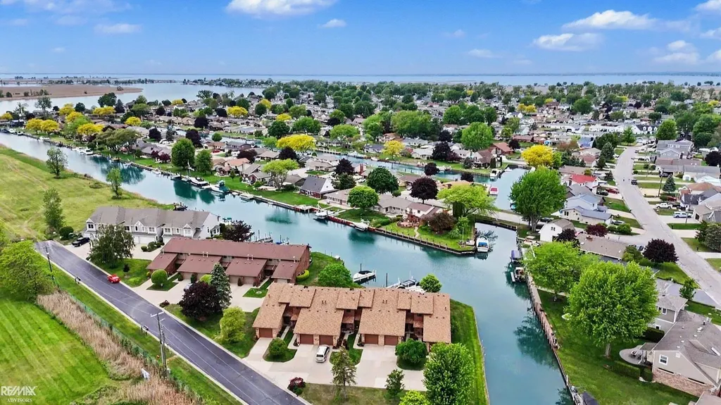 7202 Harbor Drive Clay Township MI 48001