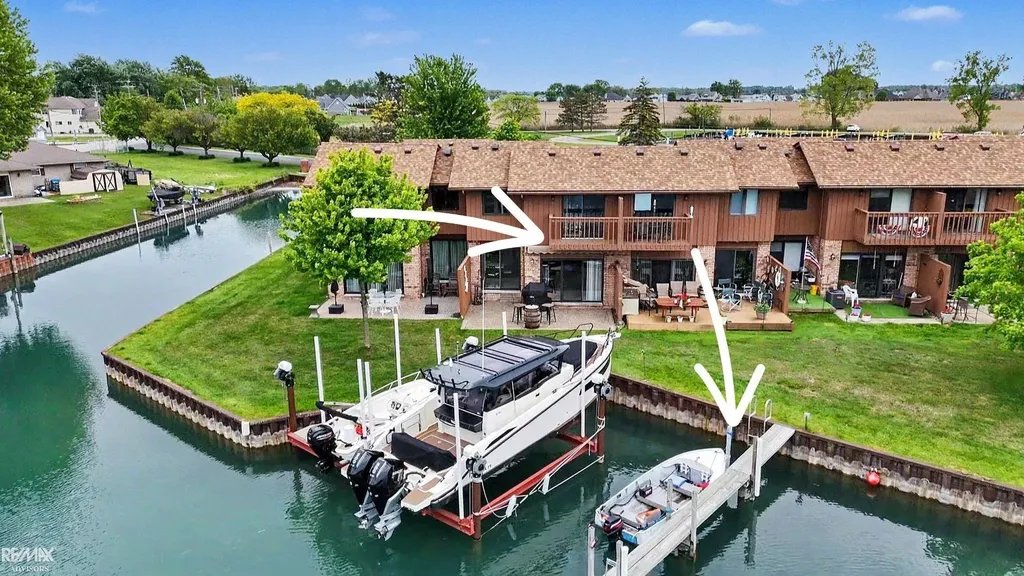 7202 Harbor Drive Clay Township MI 48001