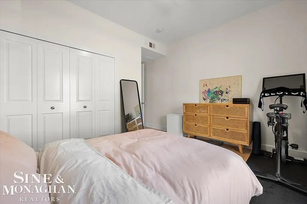 248 Mack Ave Apt #2 Road Detroit City MI 48201