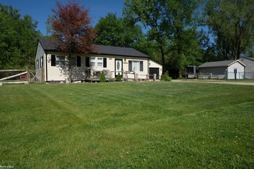 50511 Mille End Drive Utica City MI 48317